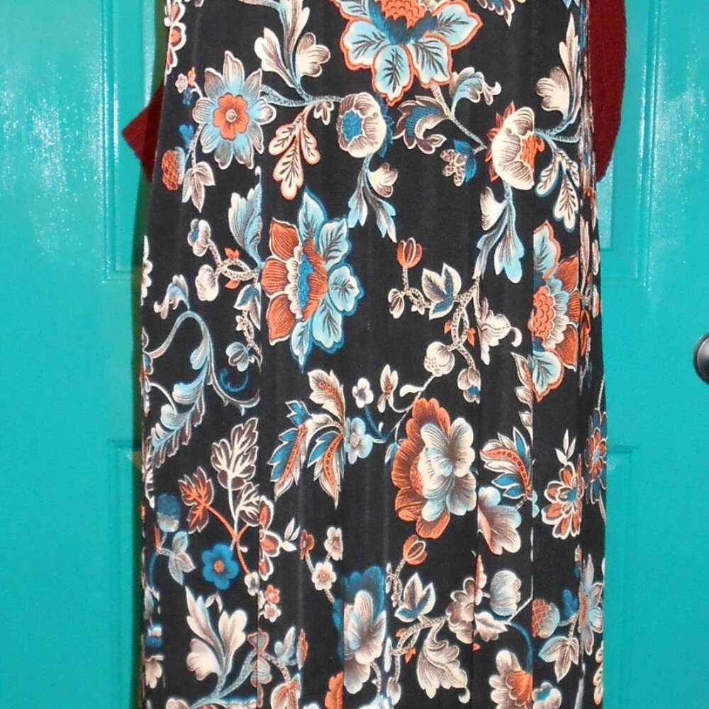 NWT Jostar Floral Dress